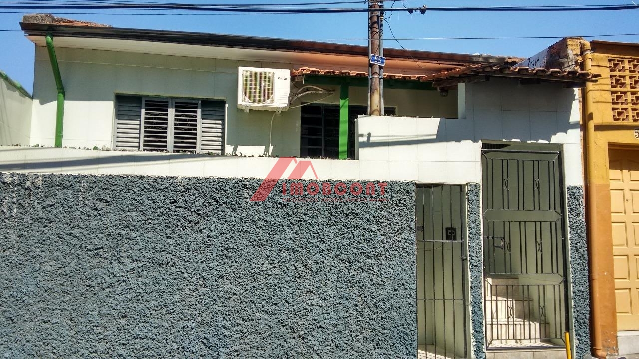 Casa à venda com 2 quartos, 120m² - Foto 1