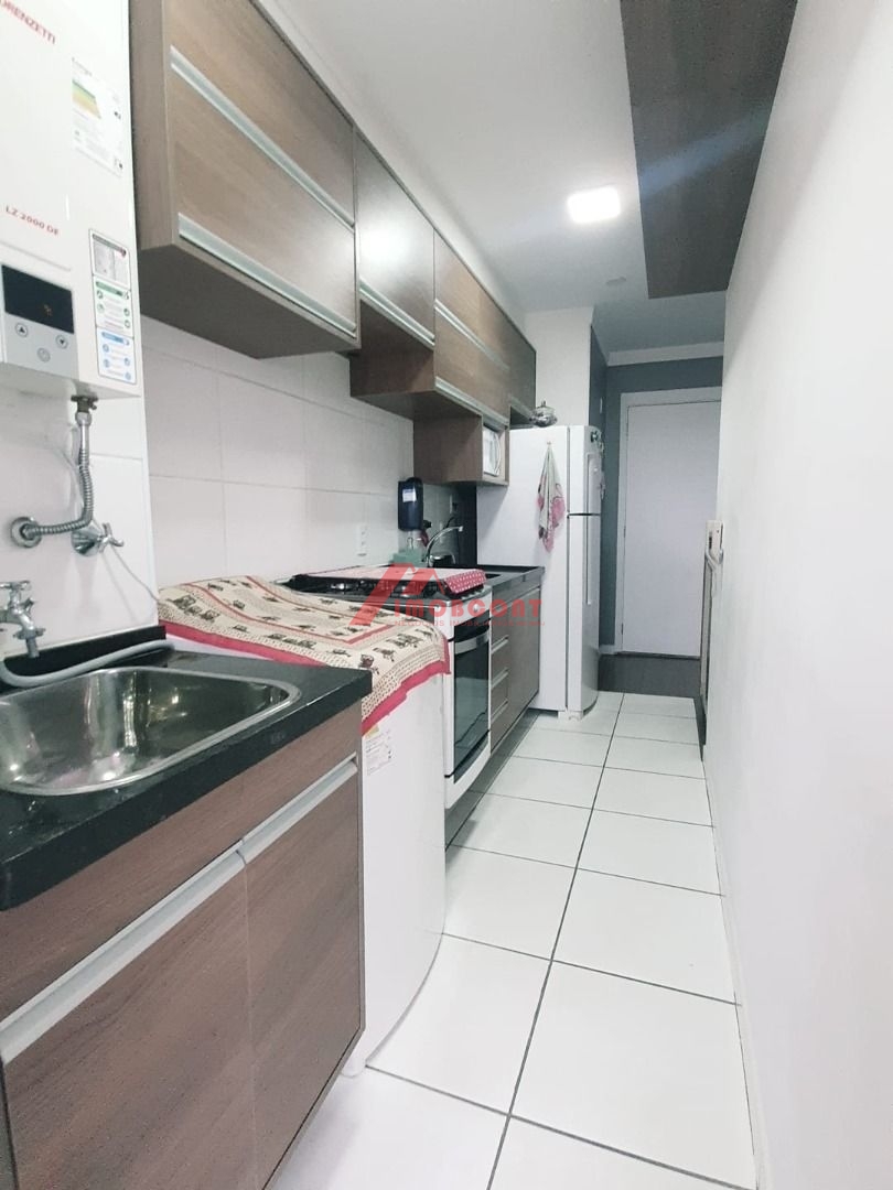 Apartamento à venda com 2 quartos, 61m² - Foto 11