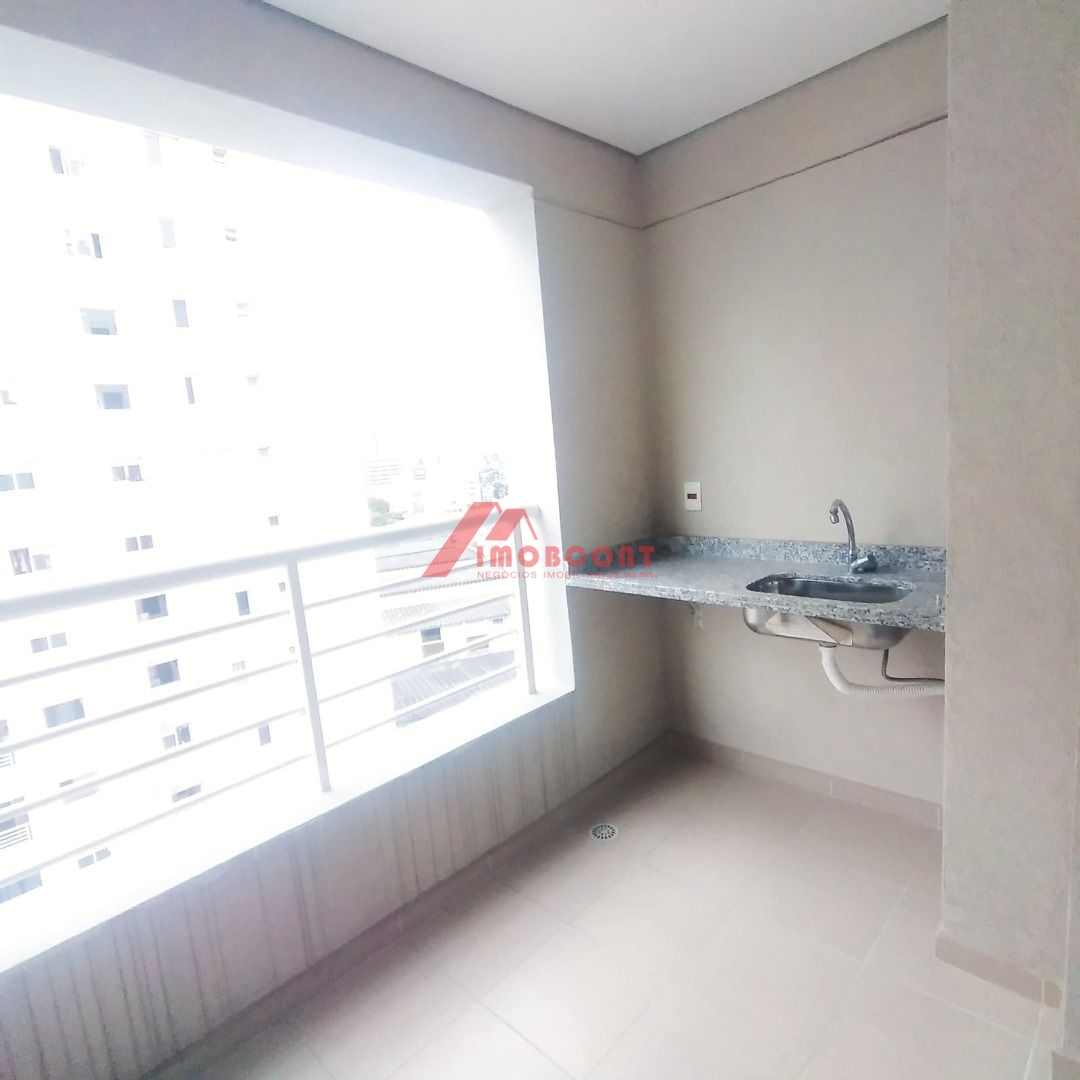 Apartamento à venda com 2 quartos, 65m² - Foto 2