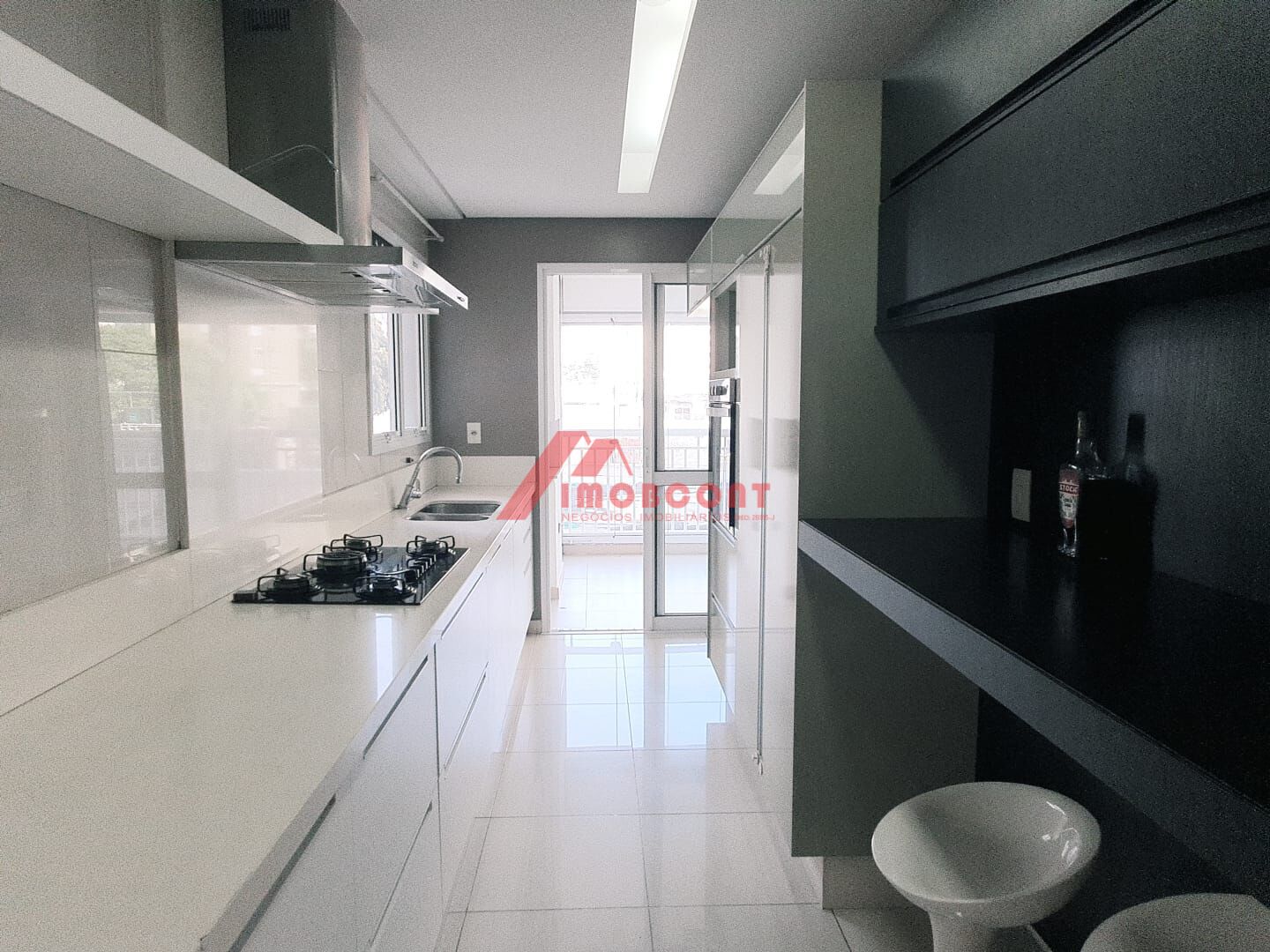 Apartamento à venda com 3 quartos, 128m² - Foto 28