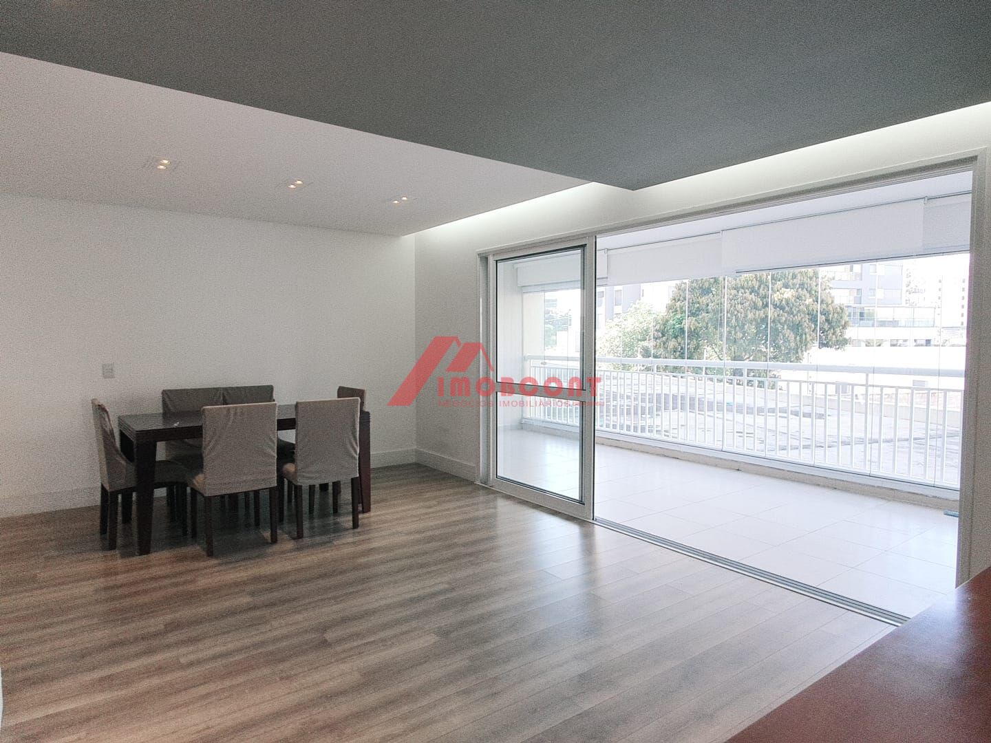 Apartamento à venda com 3 quartos, 128m² - Foto 4