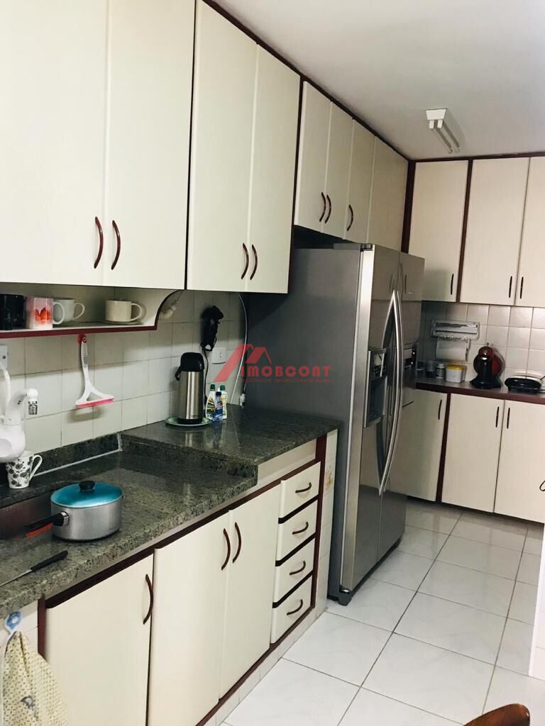 Apartamento à venda com 2 quartos, 82m² - Foto 13