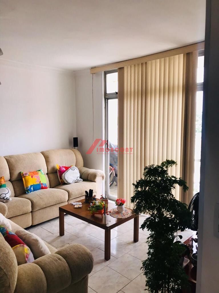 Apartamento à venda com 2 quartos, 82m² - Foto 3