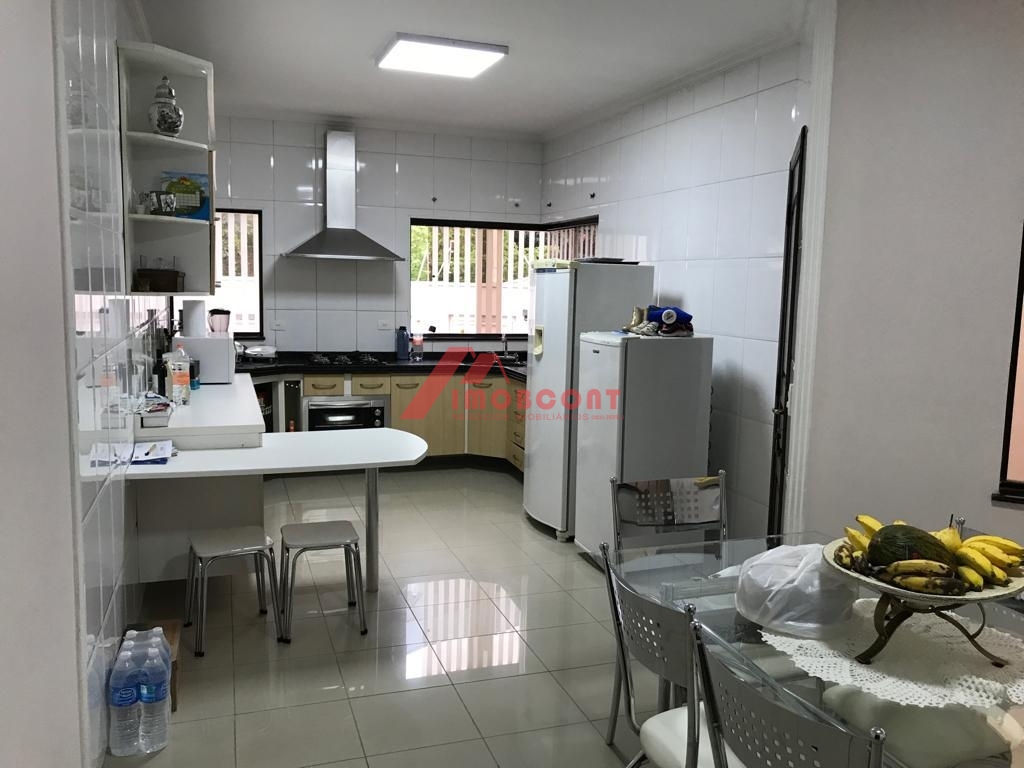 Sobrado à venda com 3 quartos, 260m² - Foto 5