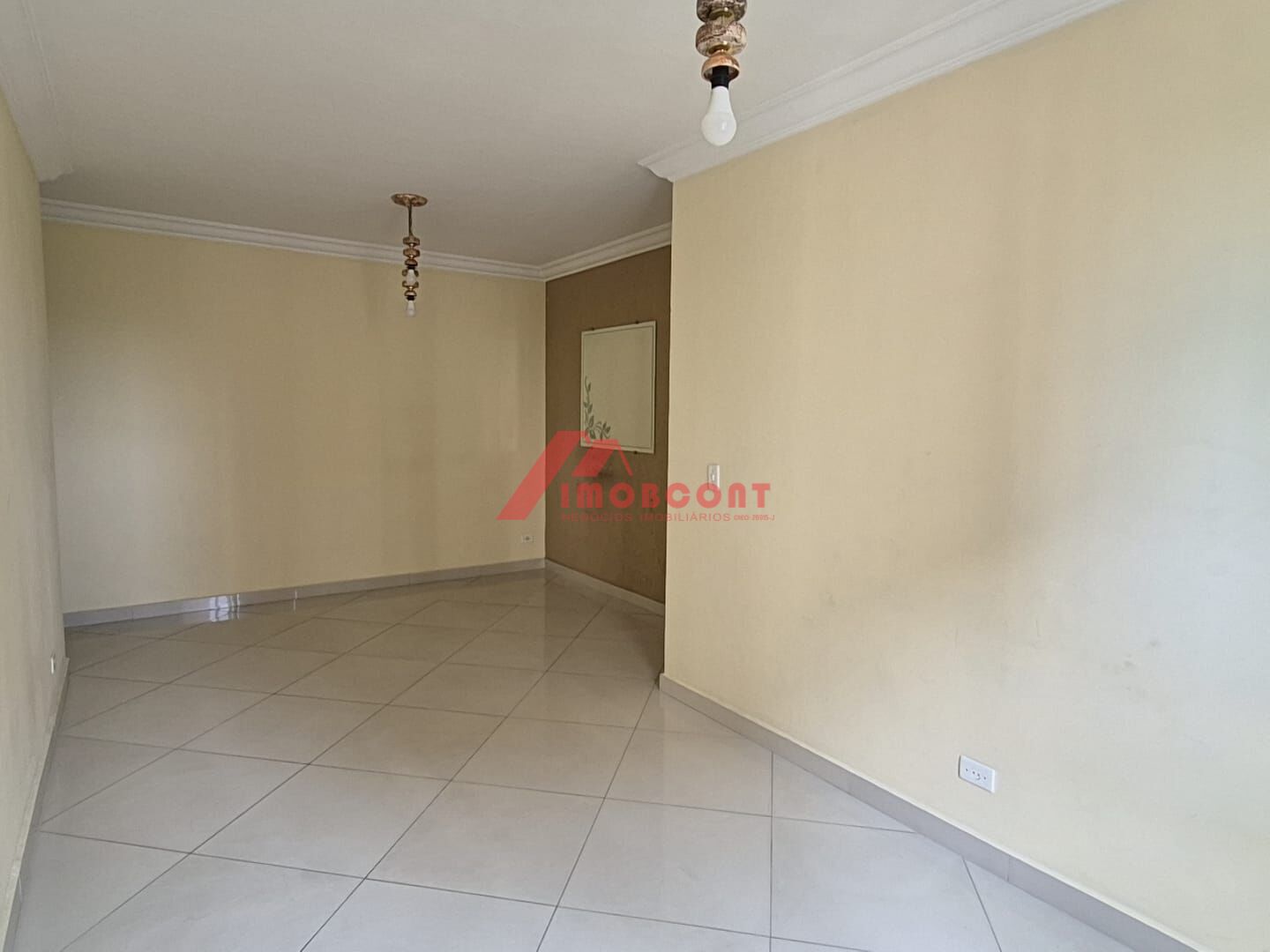 Apartamento à venda com 2 quartos, 58m² - Foto 2