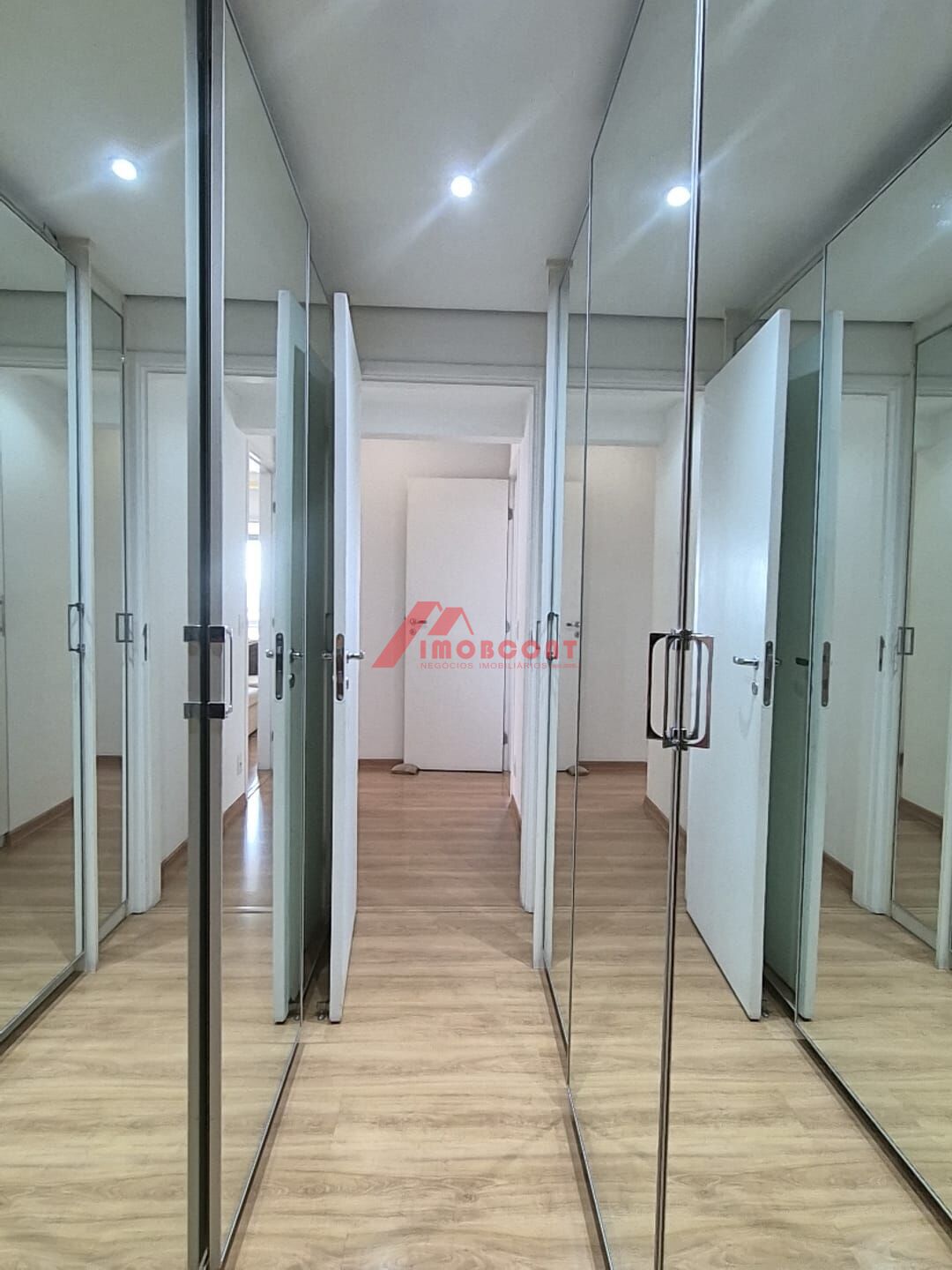 Apartamento à venda com 3 quartos, 133m² - Foto 26