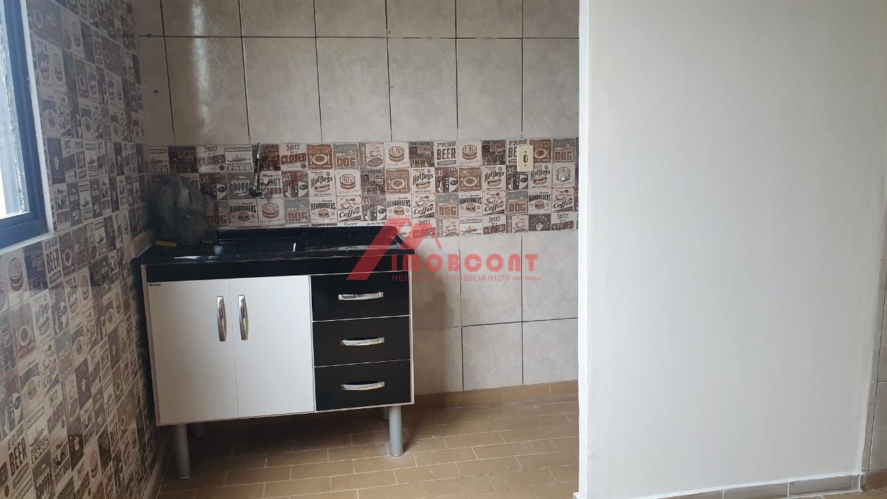 Casa à venda com 1 quarto, 70m² - Foto 7