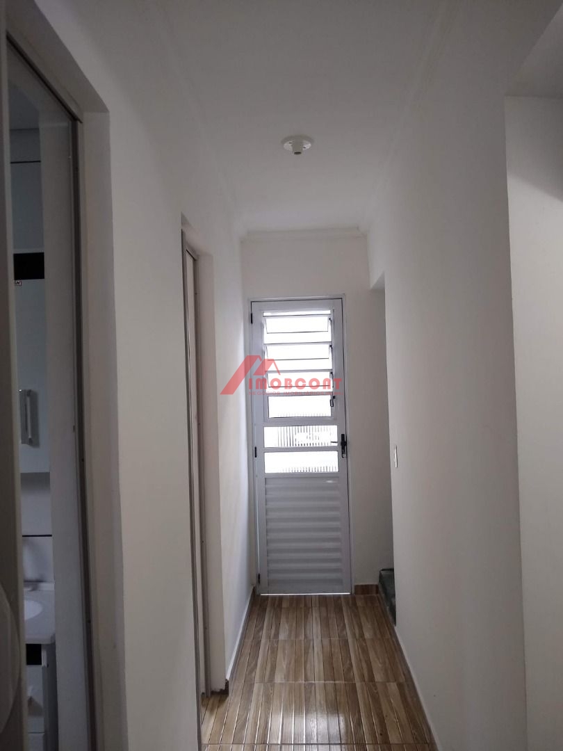 Sobrado à venda com 3 quartos, 100m² - Foto 12