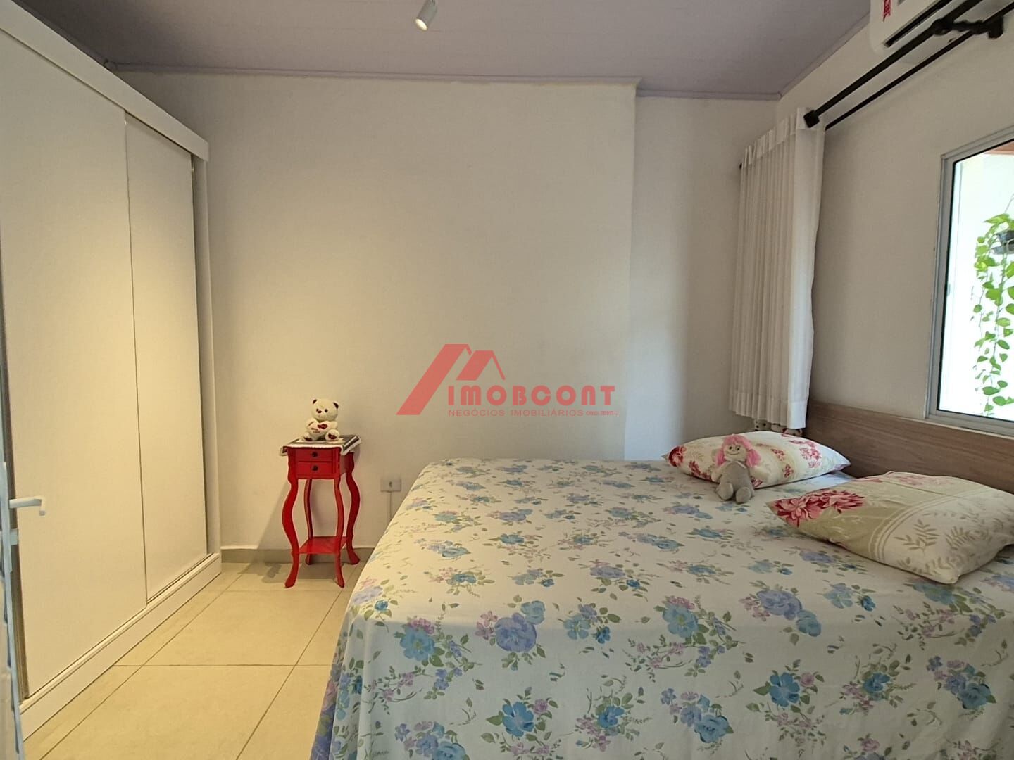 Casa à venda com 2 quartos, 56m² - Foto 5