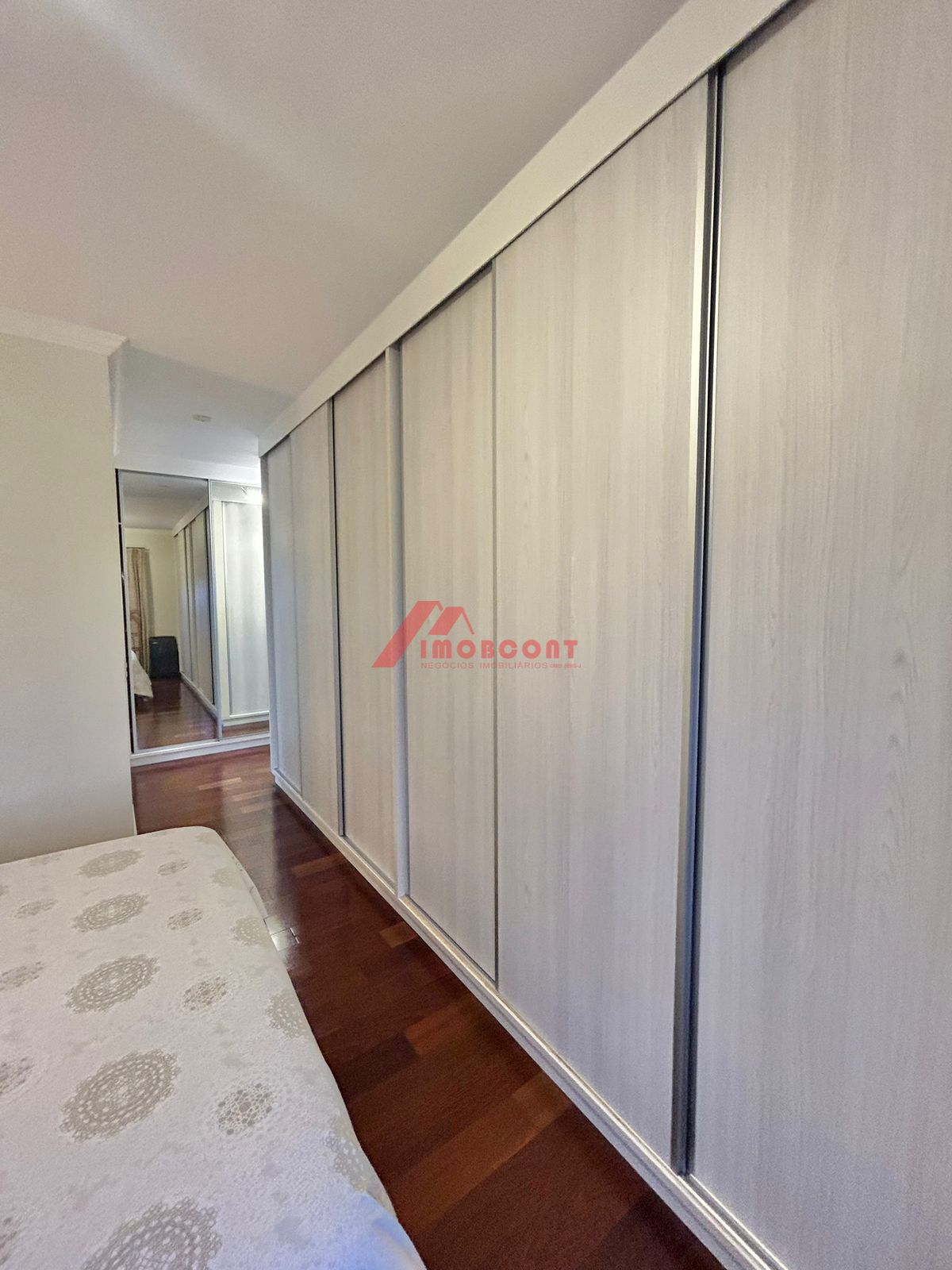 Apartamento à venda com 3 quartos, 169m² - Foto 7