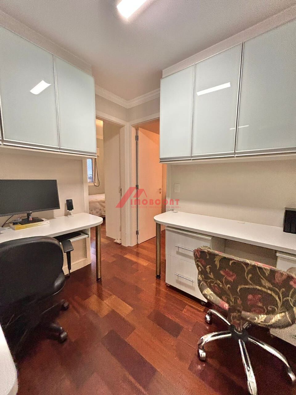 Apartamento à venda com 3 quartos, 169m² - Foto 6