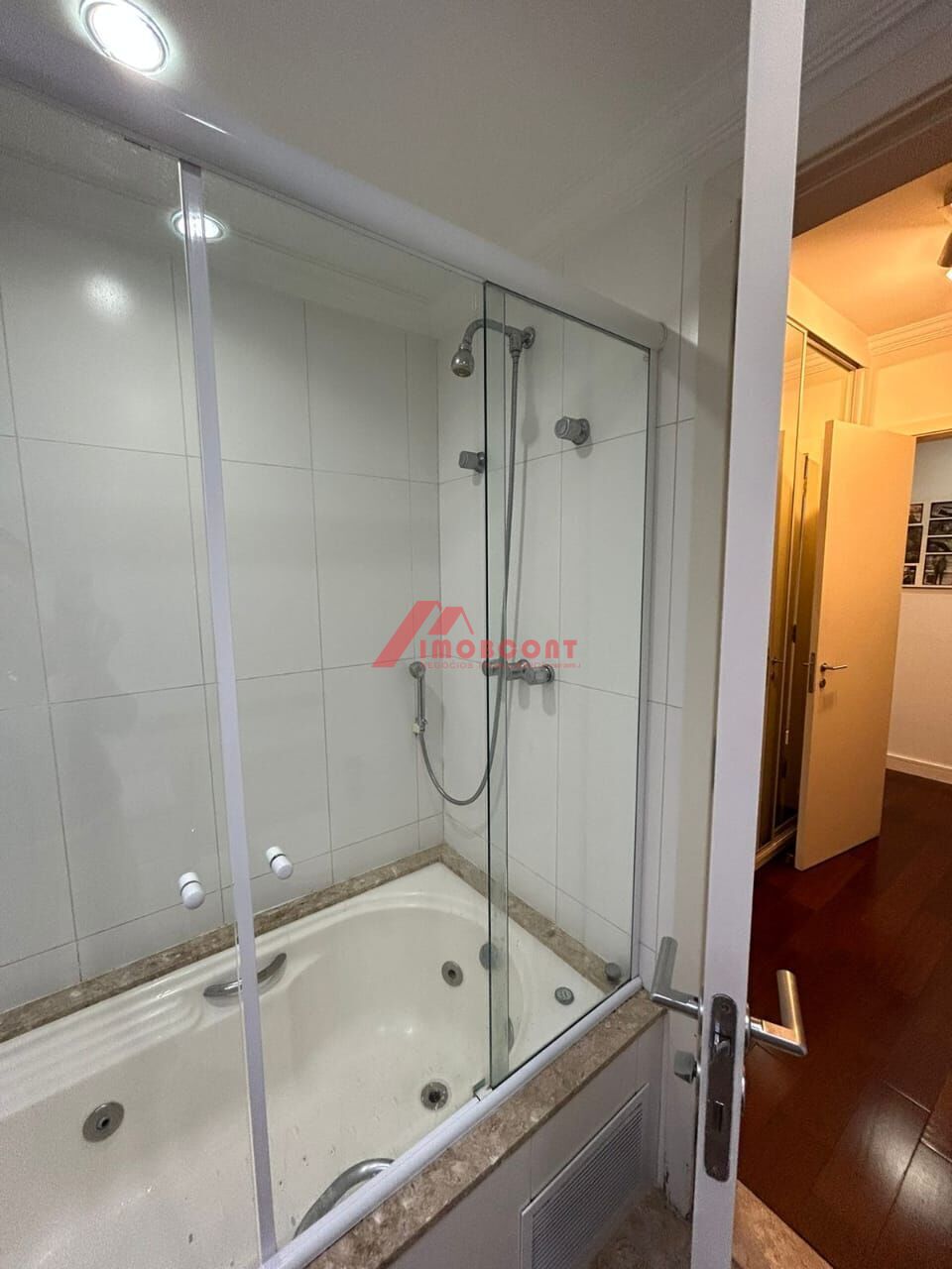 Apartamento à venda com 3 quartos, 169m² - Foto 18