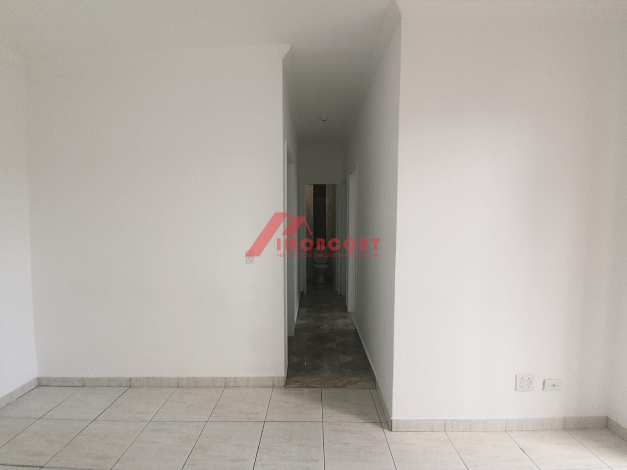 Apartamento à venda com 2 quartos, 60m² - Foto 3