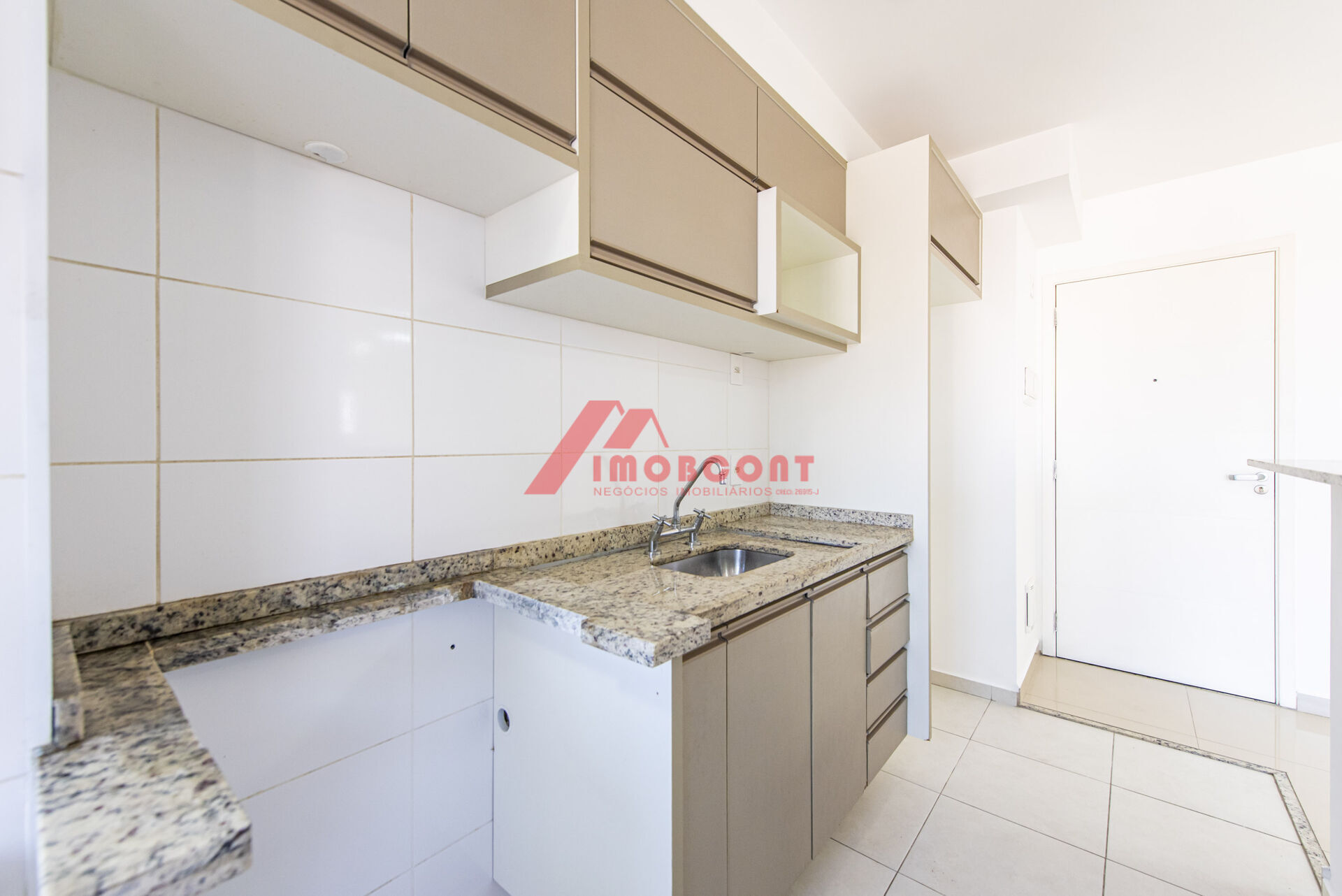 Apartamento para alugar com 3 quartos, 75m² - Foto 35