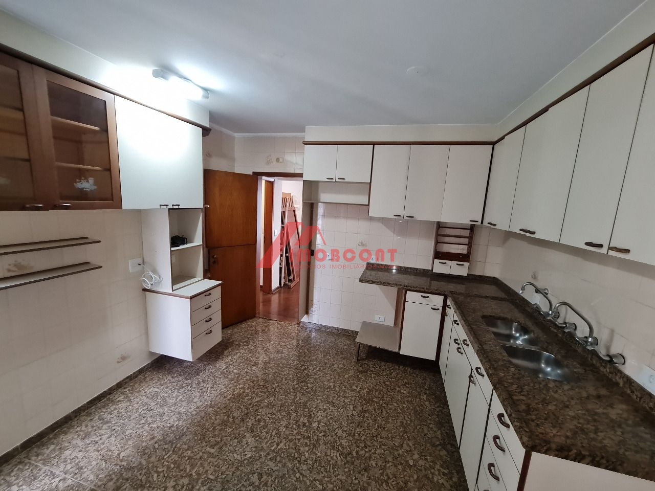 Apartamento à venda com 3 quartos, 117m² - Foto 14