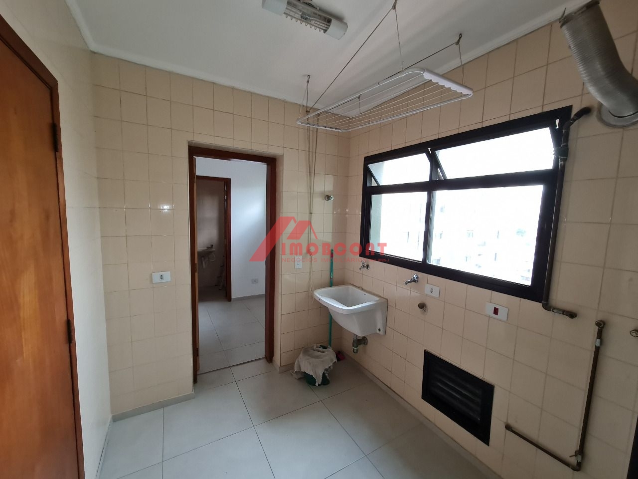 Apartamento à venda com 3 quartos, 117m² - Foto 19