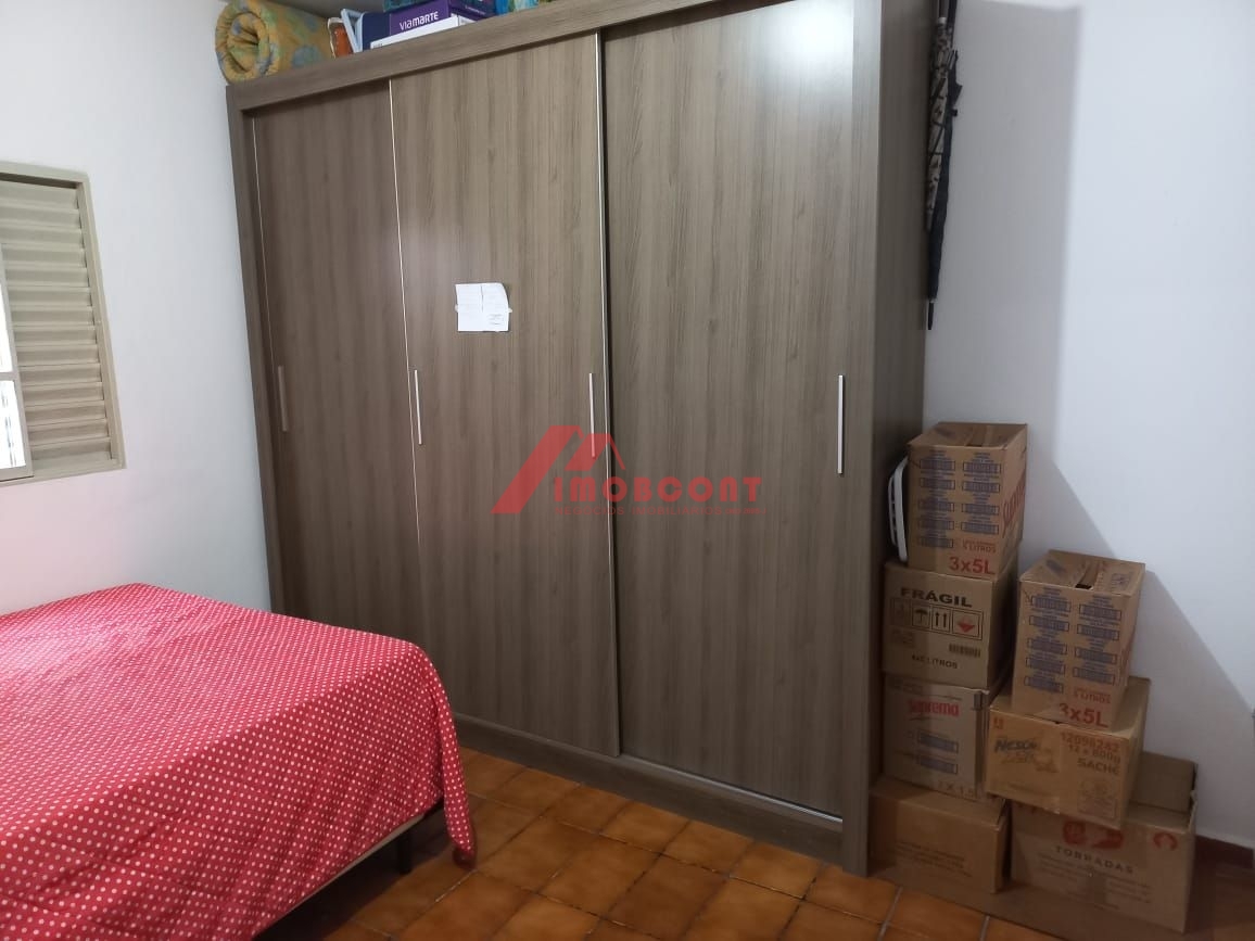 Casa à venda com 2 quartos, 120m² - Foto 13