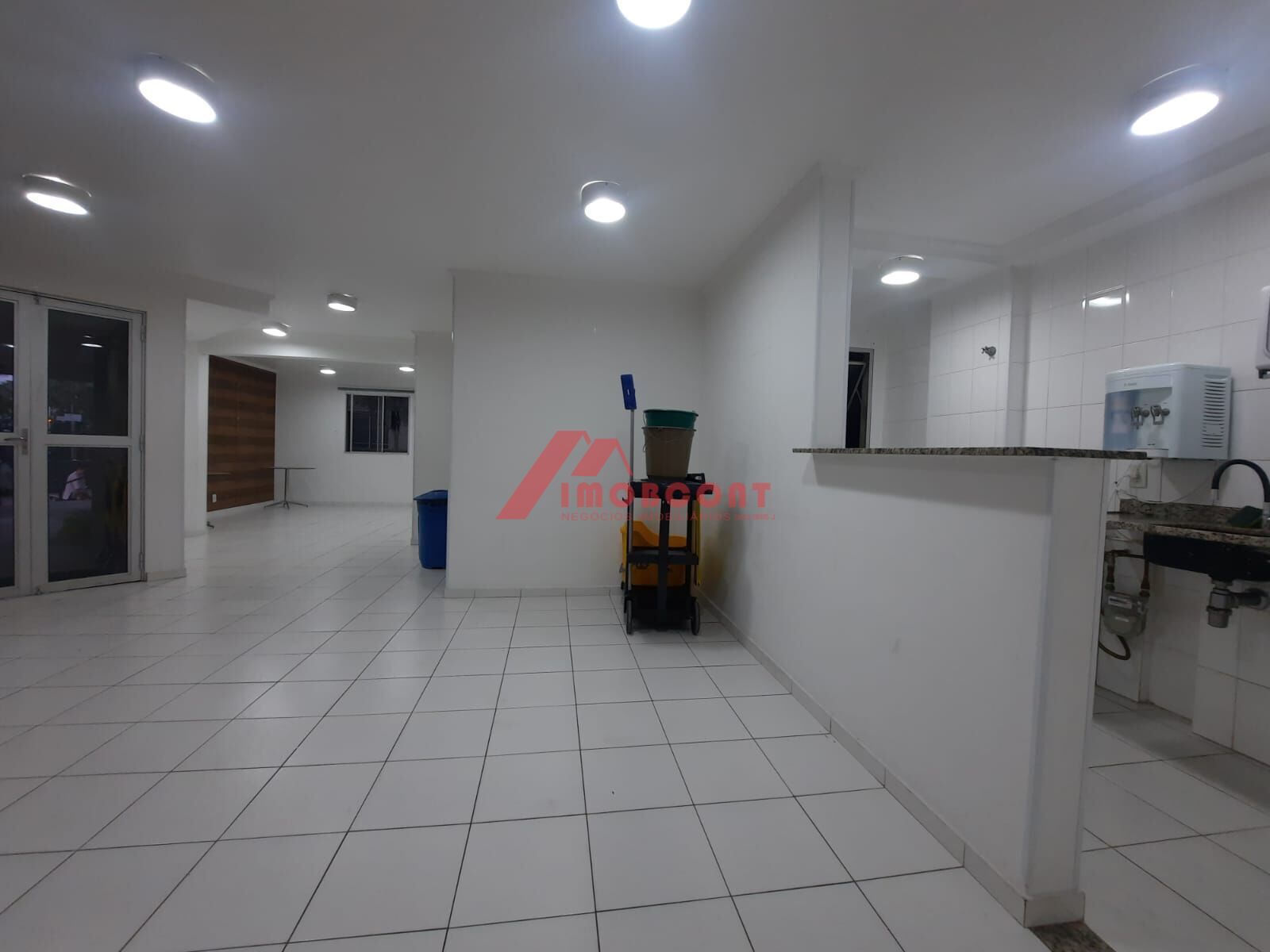 Apartamento à venda com 2 quartos, 49m² - Foto 34