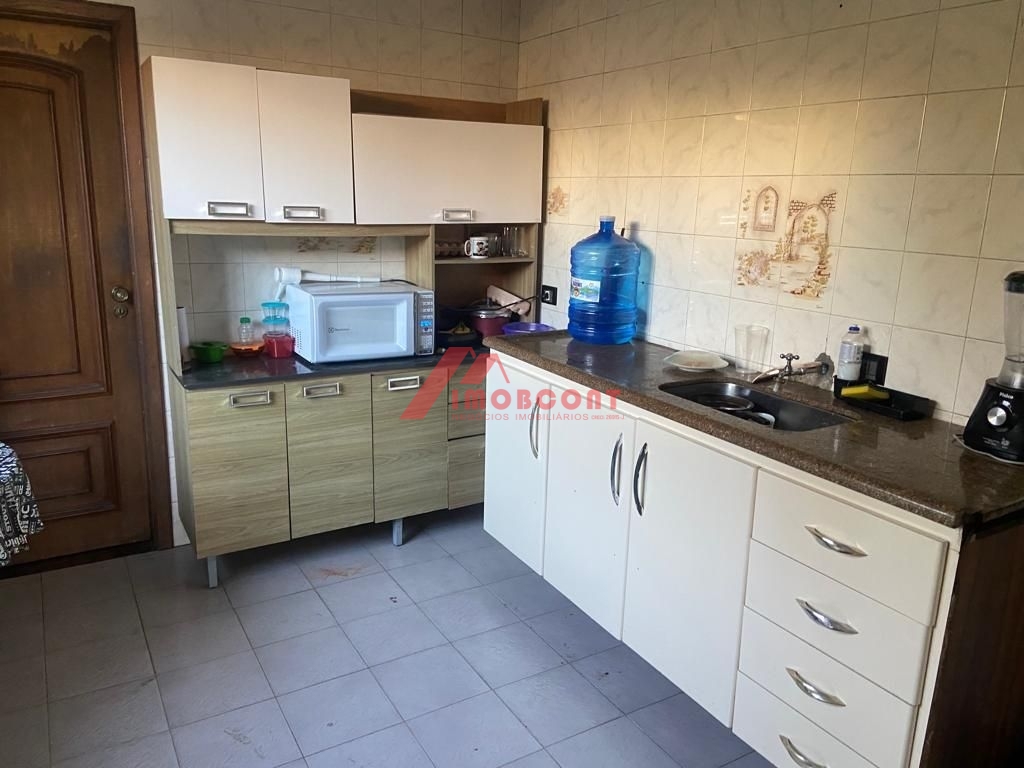 Casa à venda com 2 quartos, 200m² - Foto 7