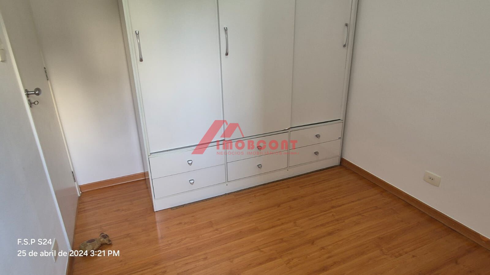 Apartamento à venda com 3 quartos, 80m² - Foto 18