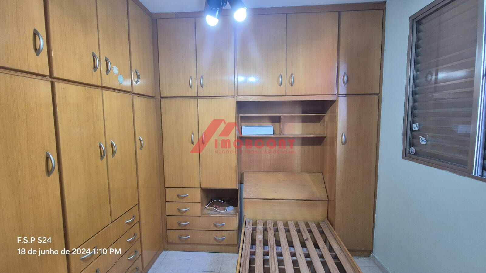 Apartamento à venda com 2 quartos, 80m² - Foto 11