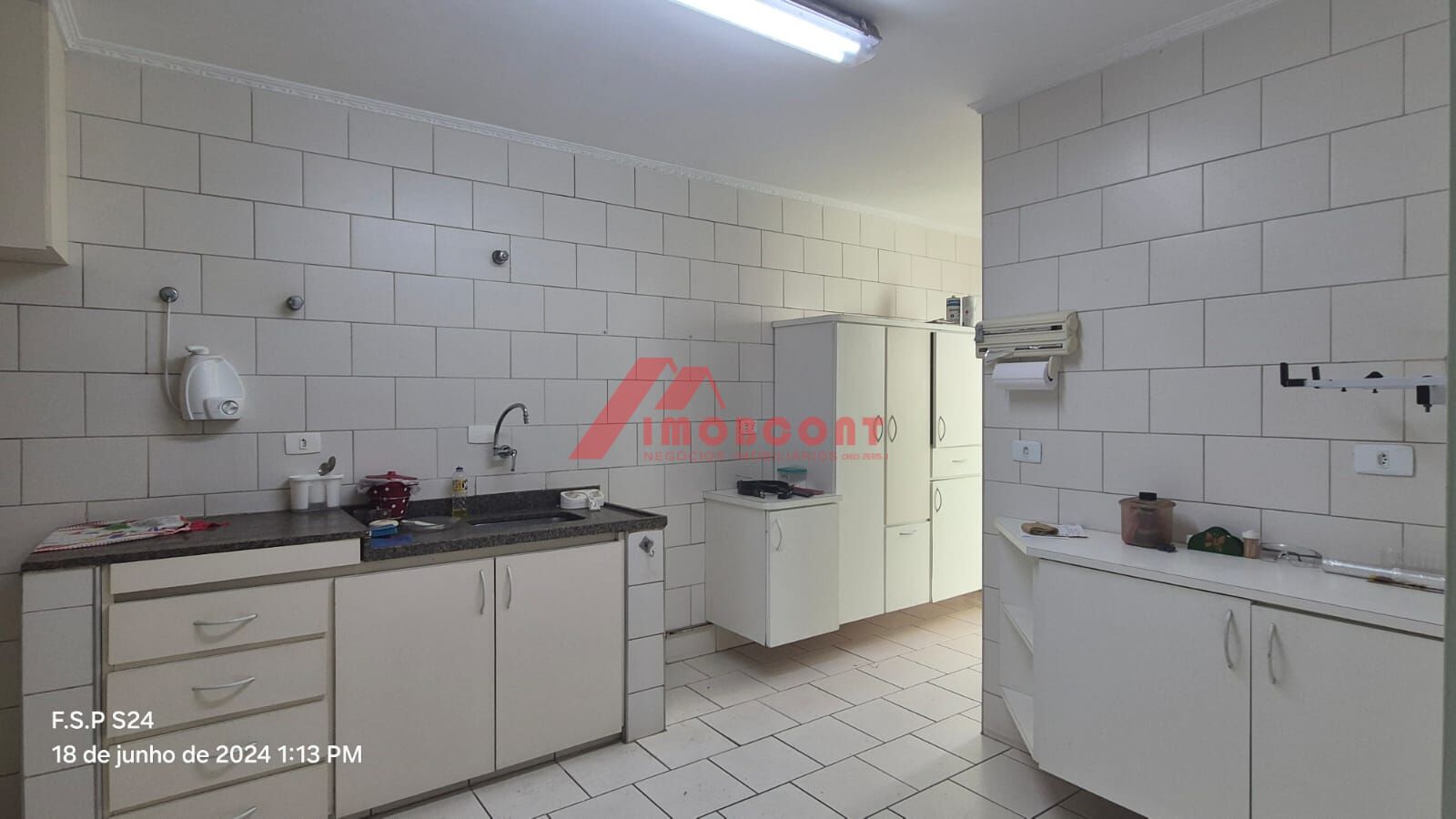 Apartamento à venda com 2 quartos, 80m² - Foto 13