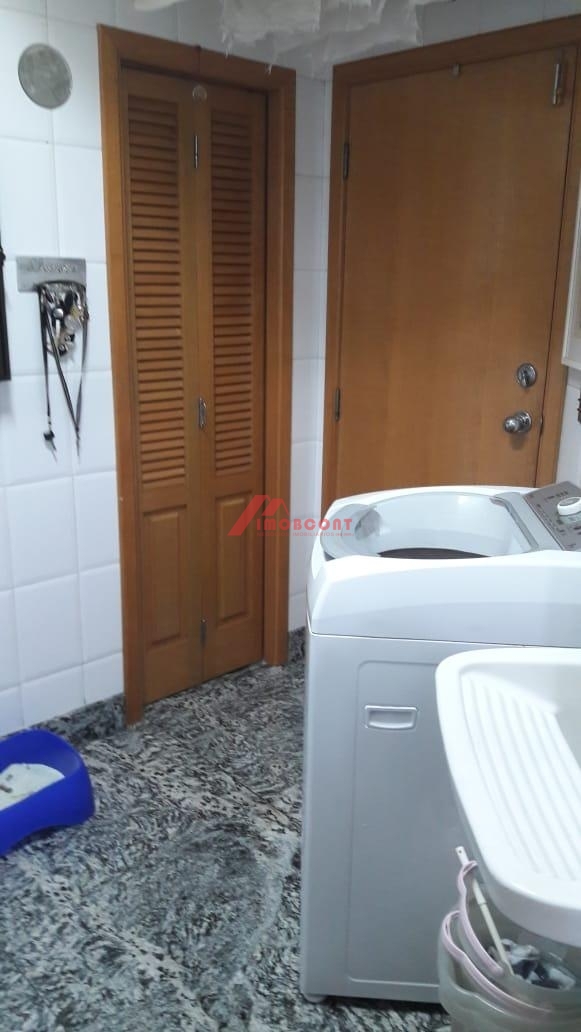 Apartamento à venda com 3 quartos, 119m² - Foto 10