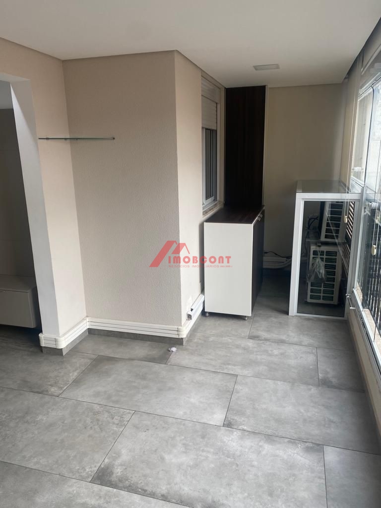 Apartamento à venda com 2 quartos, 70m² - Foto 4