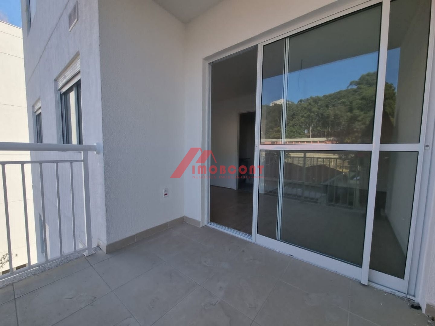 Apartamento à venda com 3 quartos, 66m² - Foto 3