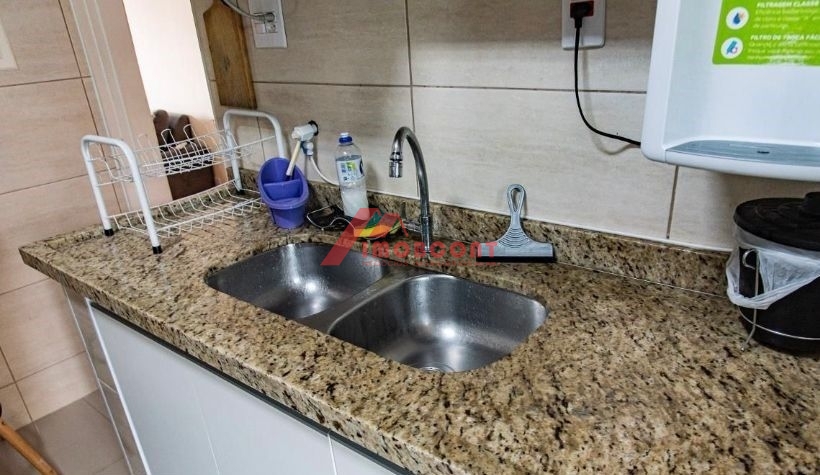 Apartamento à venda com 3 quartos, 98m² - Foto 17