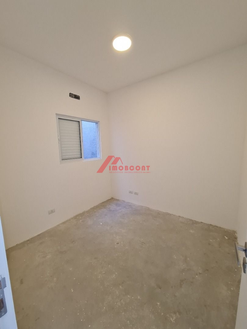 Casa à venda com 2 quartos, 75m² - Foto 12