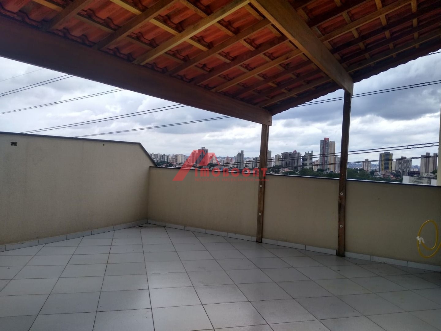 Cobertura à venda com 2 quartos, 100m² - Foto 1