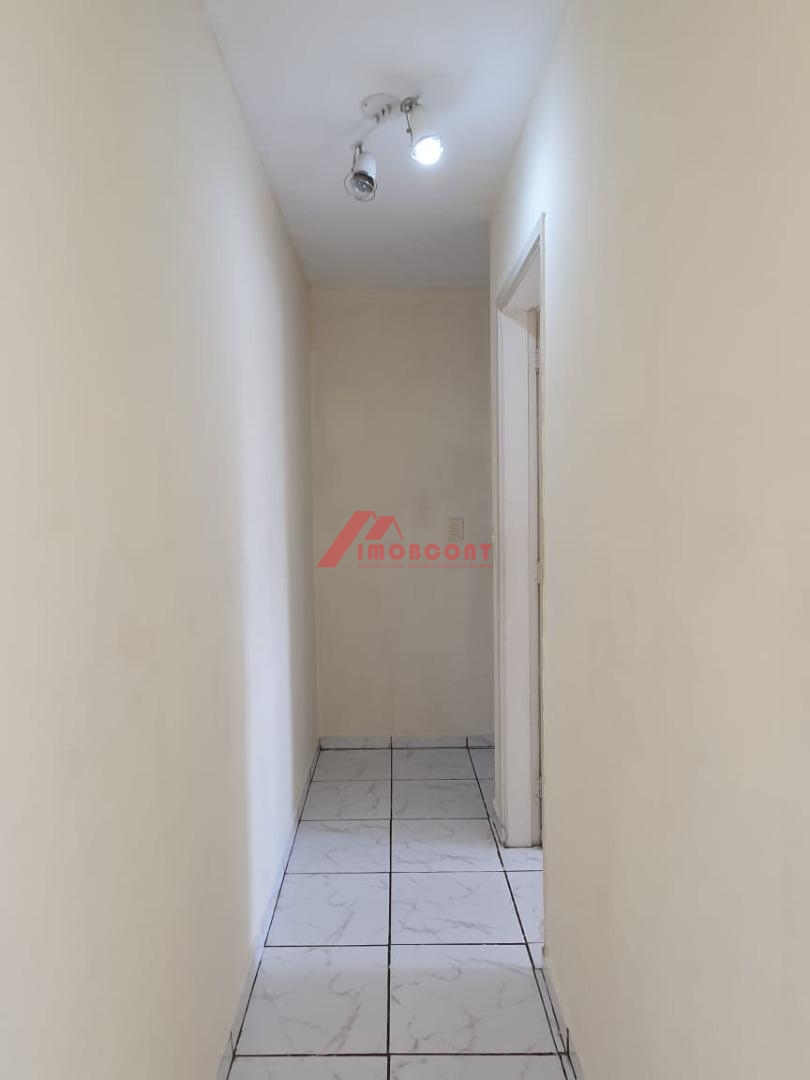 Apartamento à venda com 2 quartos, 58m² - Foto 4