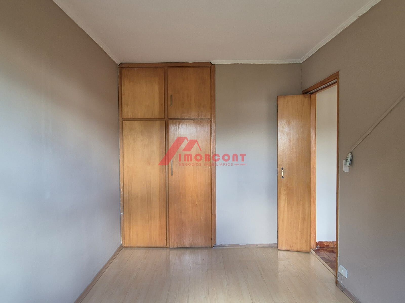 Apartamento para alugar com 2 quartos, 64m² - Foto 9