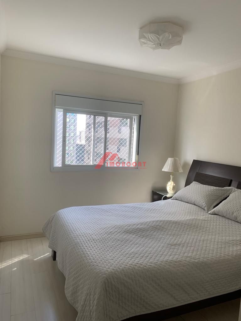 Apartamento à venda com 3 quartos, 139m² - Foto 3