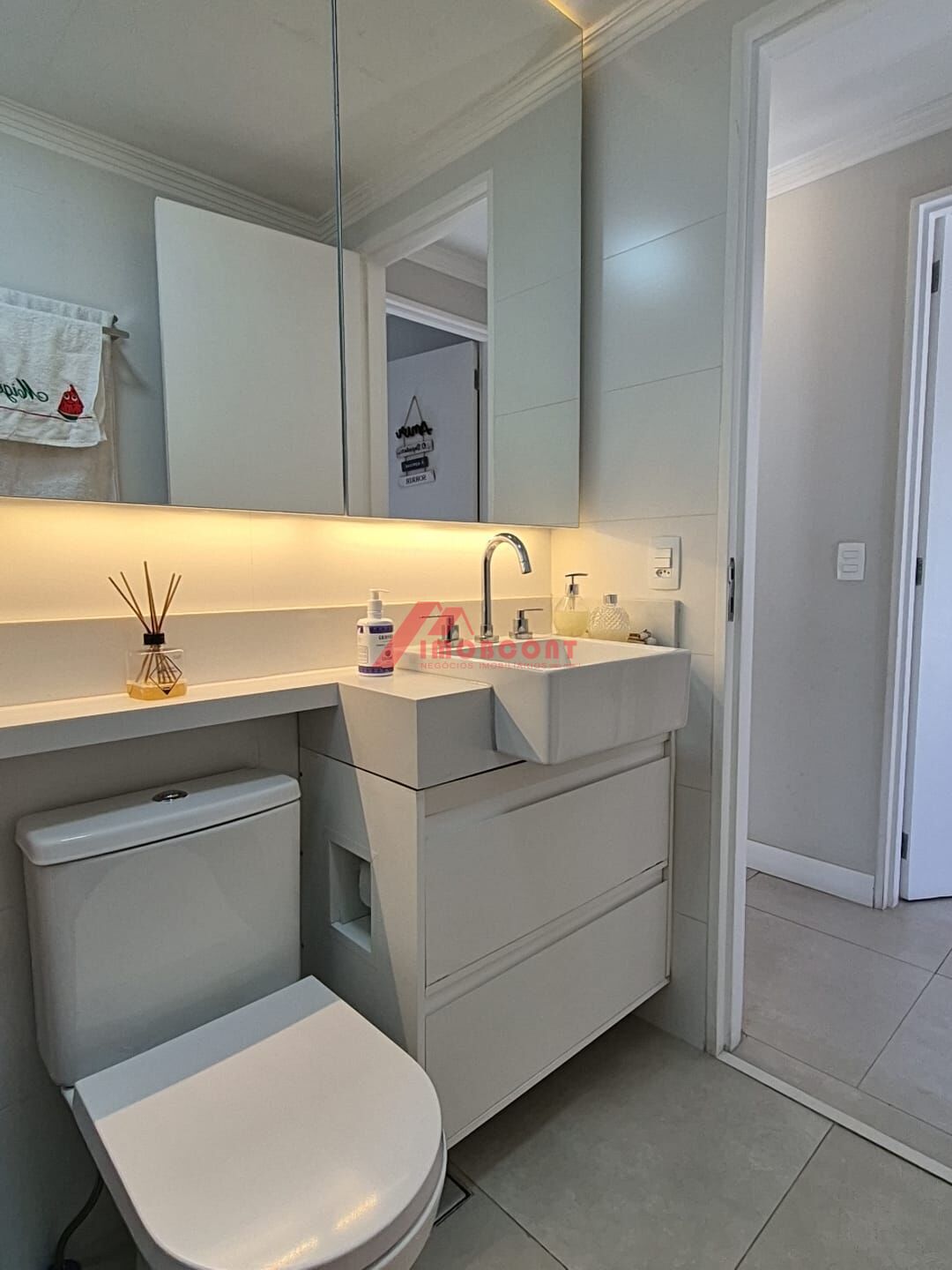 Apartamento à venda com 3 quartos, 61m² - Foto 23
