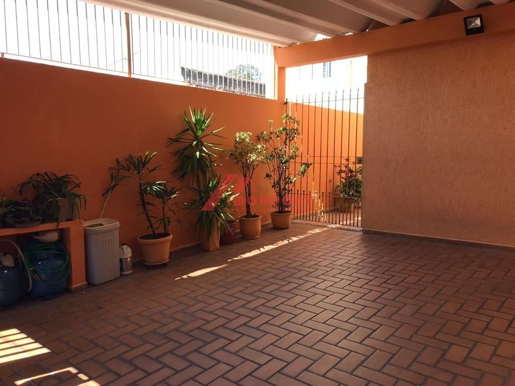 Sobrado à venda com 3 quartos, 290m² - Foto 4