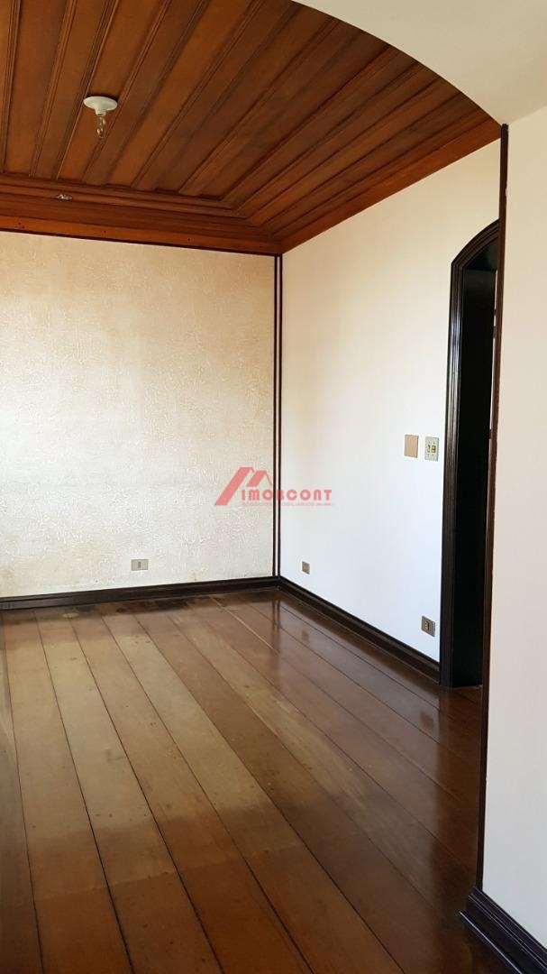 Apartamento à venda com 3 quartos, 250m² - Foto 4