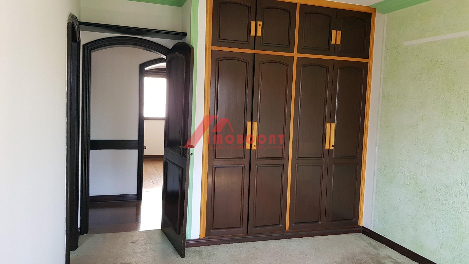 Apartamento à venda com 3 quartos, 250m² - Foto 9