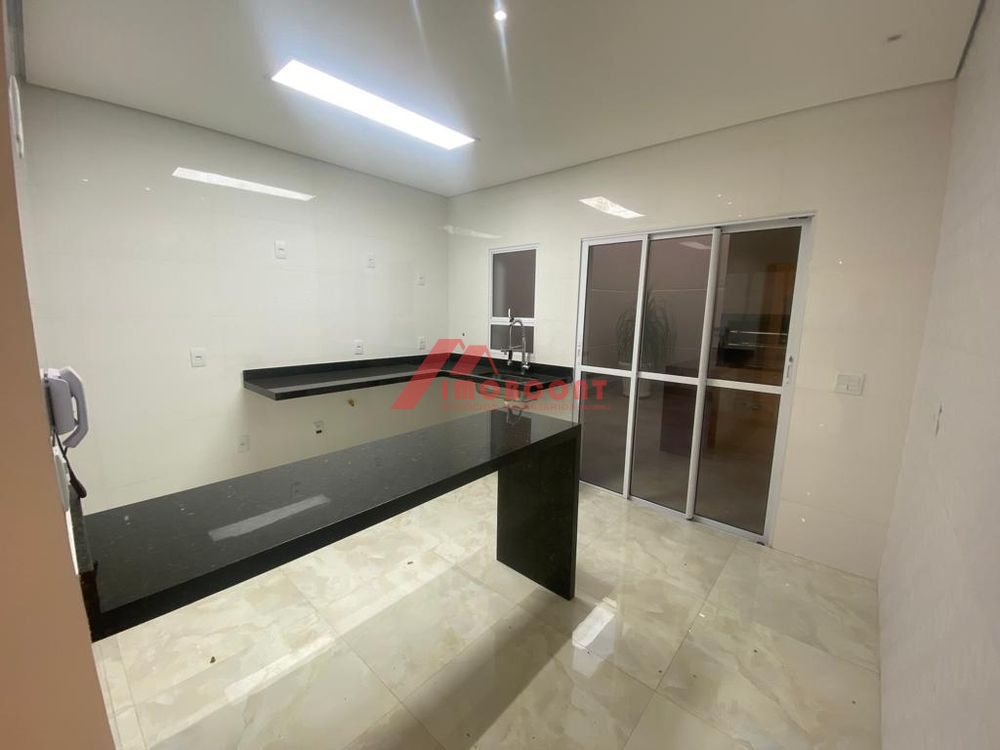 Sobrado à venda com 4 quartos, 200m² - Foto 12