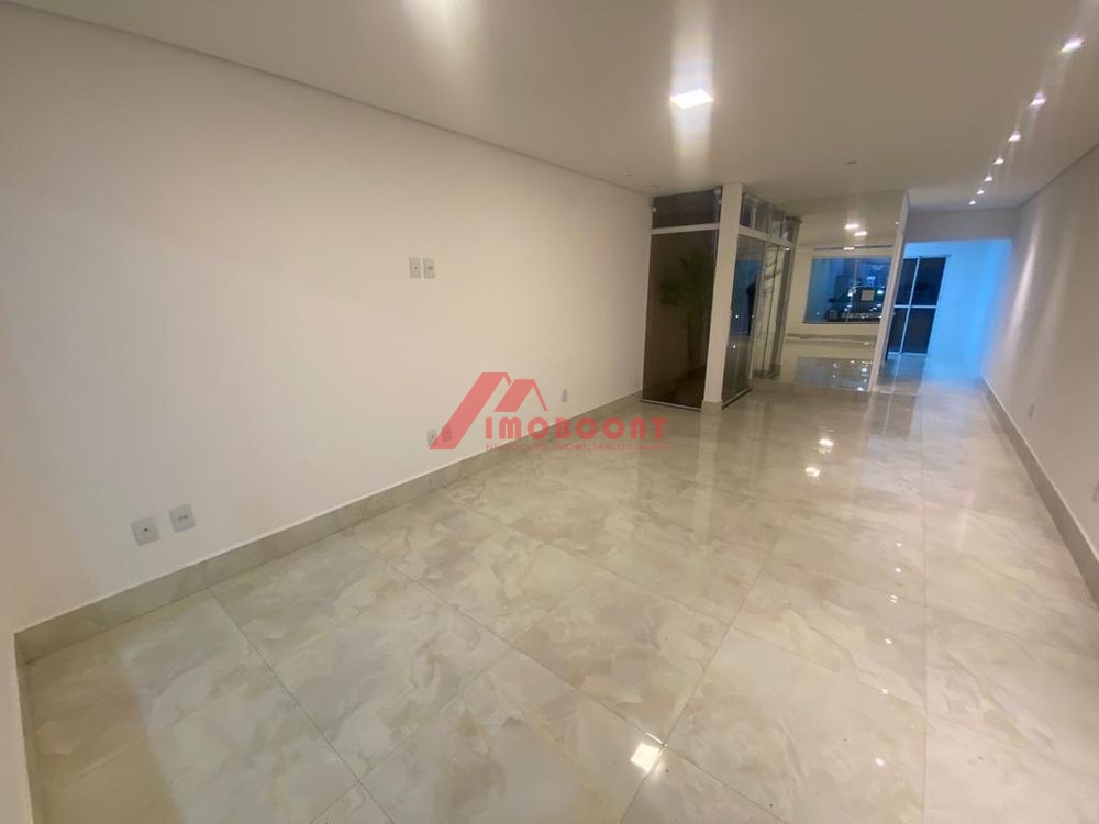 Sobrado à venda com 4 quartos, 200m² - Foto 3