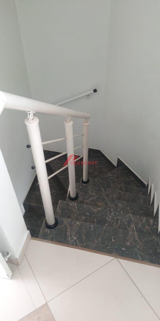 Sobrado à venda com 2 quartos, 160m² - Foto 17