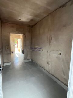 Casa à venda com 2 quartos, 49m² - Foto 7