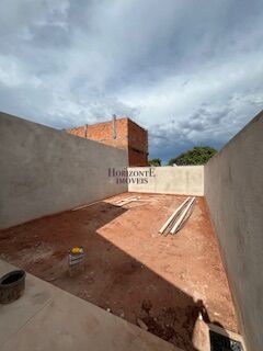 Casa à venda com 2 quartos, 49m² - Foto 13