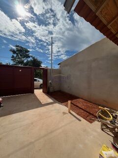 Casa à venda com 2 quartos, 49m² - Foto 4