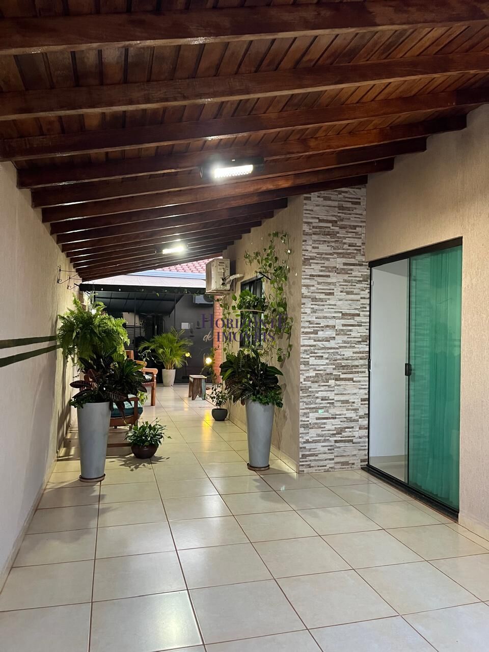 Casa de Condomínio à venda com 3 quartos, 198m² - Foto 4
