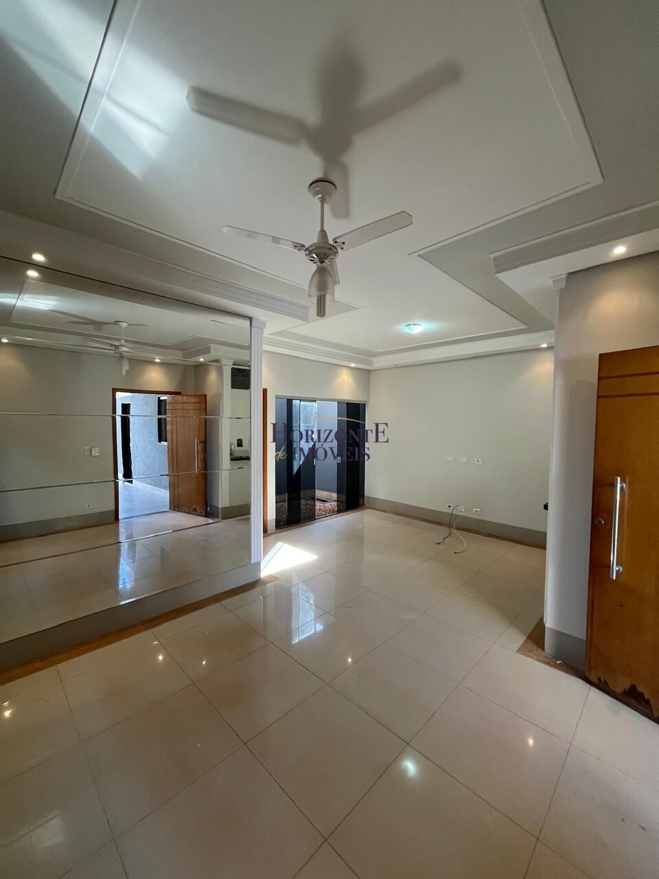 Casa para alugar com 3 quartos, 100m² - Foto 3