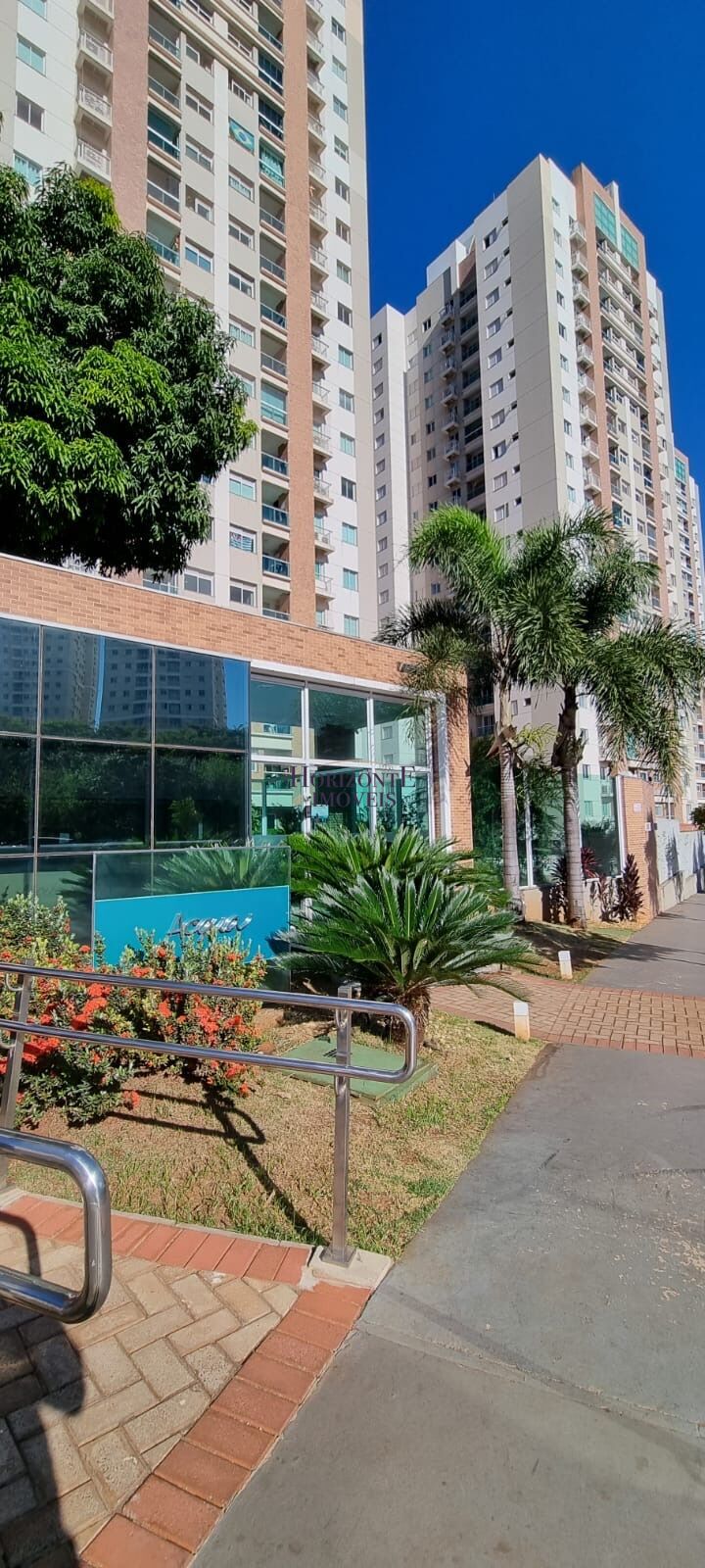 Apartamento para alugar com 2 quartos, 73m² - Foto 2