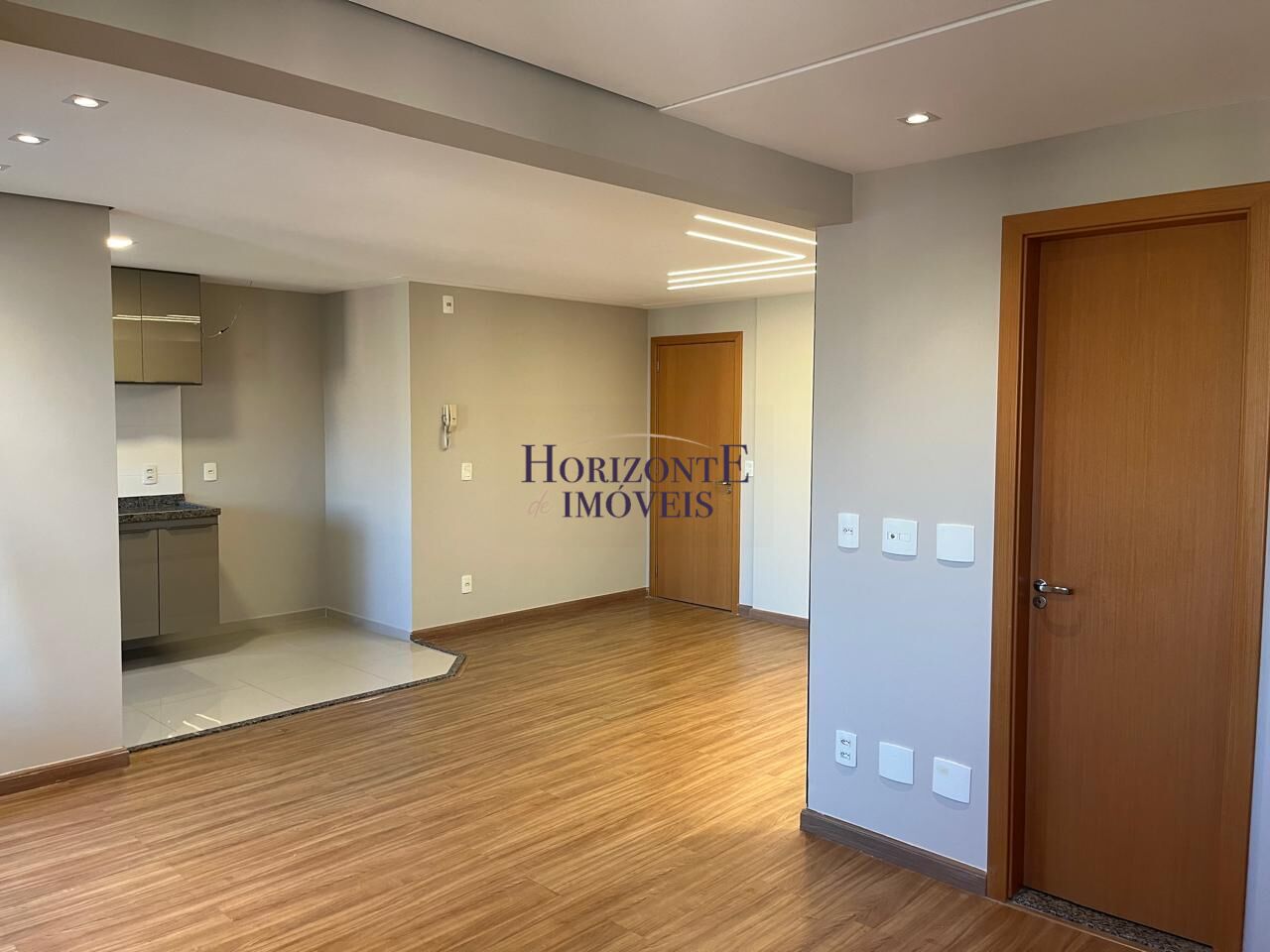 Apartamento para alugar com 2 quartos, 73m² - Foto 11