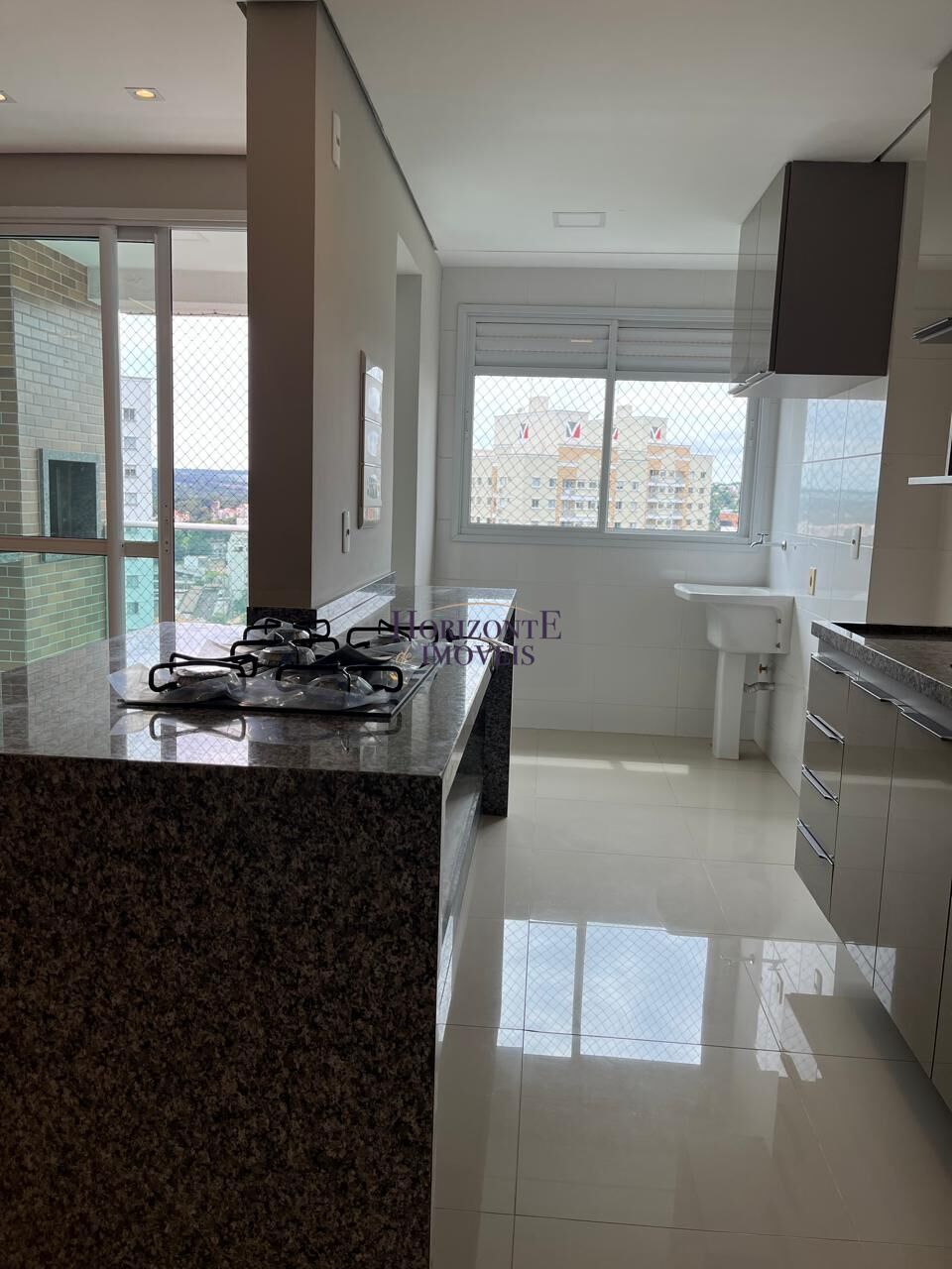 Apartamento para alugar com 2 quartos, 73m² - Foto 6